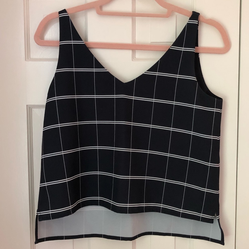 Oak + Fort navy tank in great condition